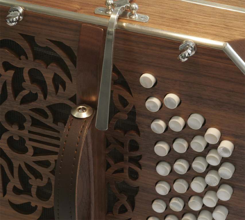 detail treble side