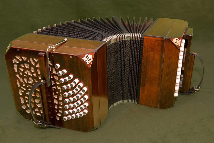 mahagony finish without inlay